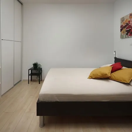 Antons Apartamento Pula